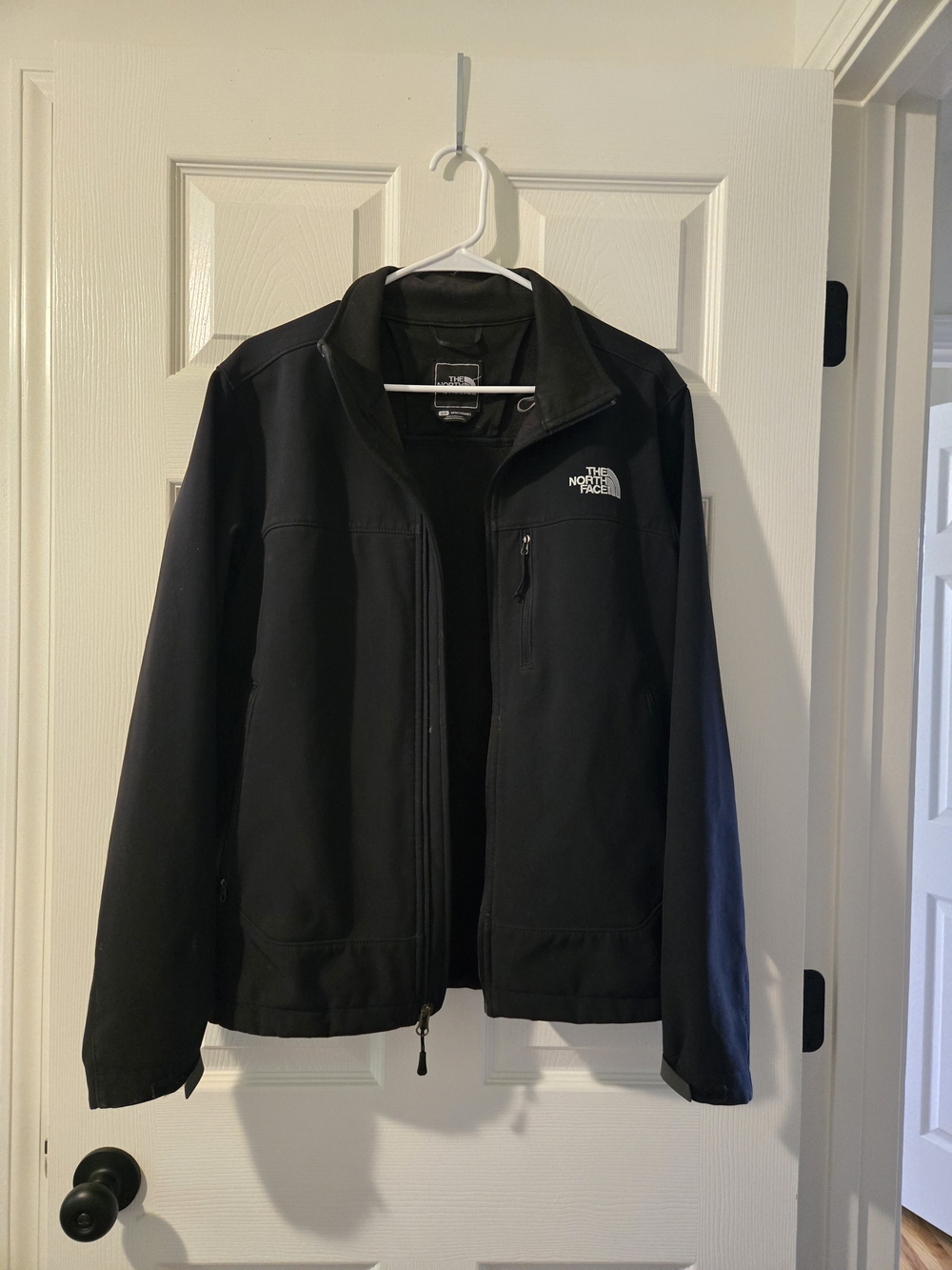 The North Face Men's Black Performance Softshell Jacket